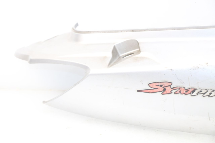 photo de LATERAL TRASEIRO DIREITO SYM SYMPHONY 50 (2009 - 2015) - Detalhes característicos