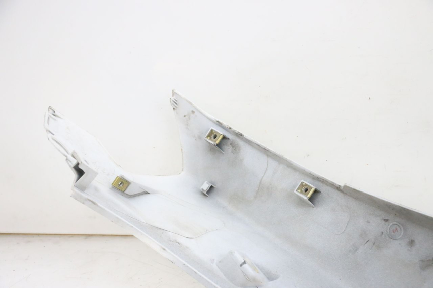 photo de LATERAL TRASEIRO DIREITO PEUGEOT TWEET PRO EFI 4T 50 (2021 - 2022) - Ampliação técnica
