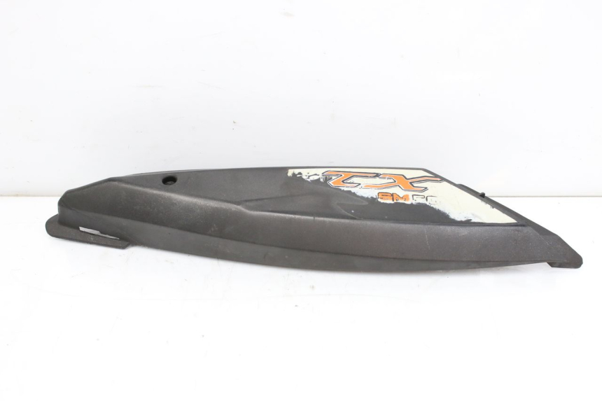 photo de LATERAL TRASEIRO DIREITO KEEWAY TX 50 (2008 - 2015) - Zoom do estado de desgaste