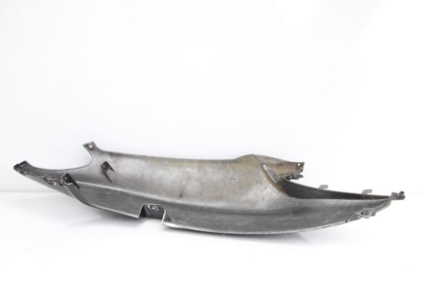 photo de LATERAL TRASEIRO DIREITO SUZUKI UC EPICURO 125 (1999 - 2003) - Outro ângulo de visão