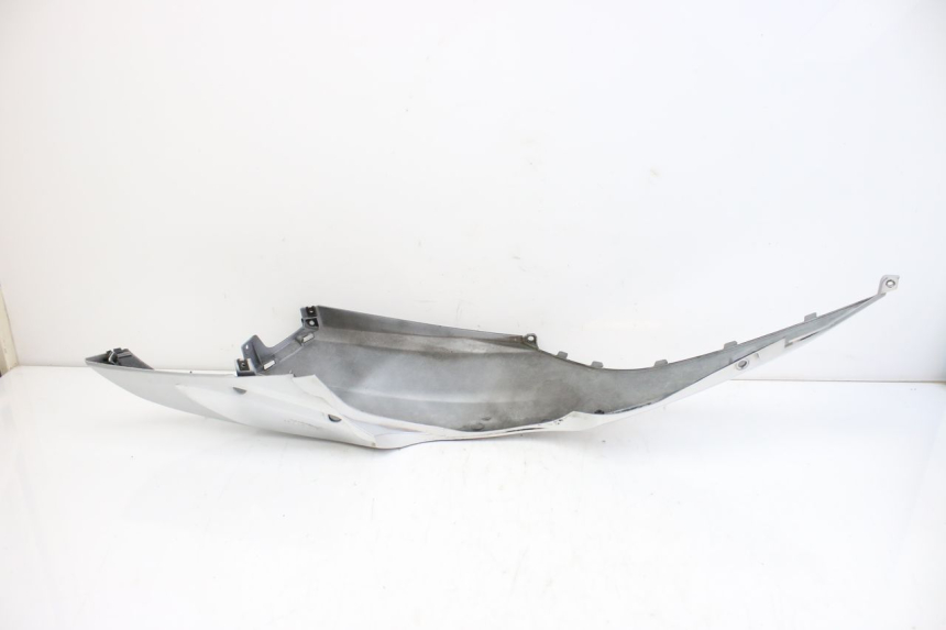 photo de LATERAL TRASEIRO DIREITO SUZUKI UH BURGMAN 125 (2002 - 2006) - Vista geral