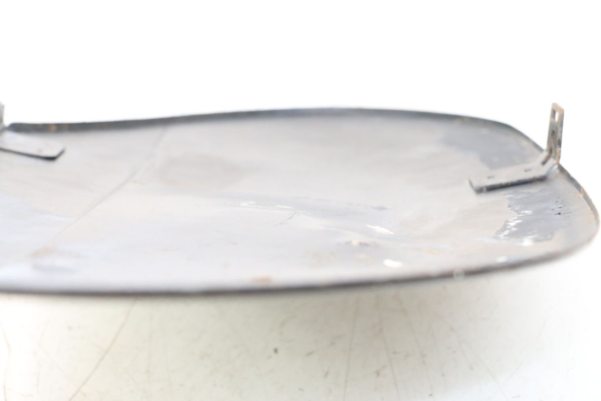 photo de LADO TRASEIRO DIREITO PIAGGIO VESPA PK FL 2T 50 (1990 - 1996) - Zoom do estado de desgaste