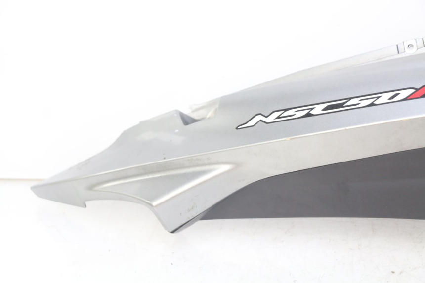 photo de LATERAL TRASEIRO DIREITO HONDA VISION NSC R 50 (2013 - 2015) - Estado da superfície