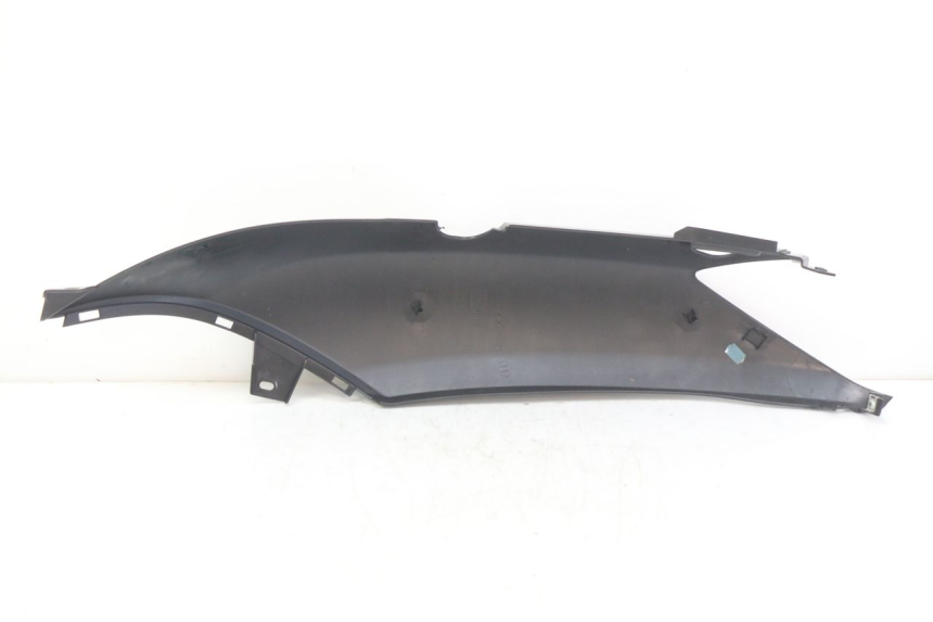 photo de LATERAL TRASEIRO DIREITO YAMAHA X-CITY XCITY 125 (2007 - 2013) - Detalhe da peça