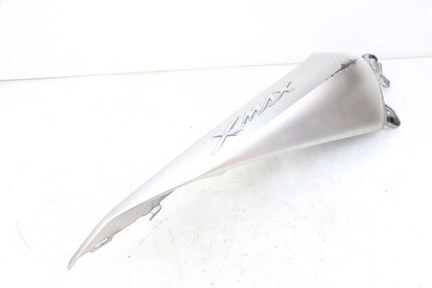 photo de LATERAL TRASEIRO DIREITO YAMAHA XMAX X-MAX ABS 125 (2017 - 2020) - Pontos de fixação