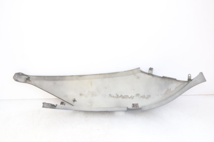 photo de LATERAL TRASEIRO DIREITO YAMAHA XMAX X-MAX 125 (2006 - 2009) - Detalhe da peça