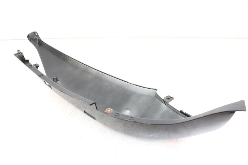 photo de LATERAL TRASEIRO DIREITO YAMAHA XMAX X-MAX 125 (2006 - 2009) - Outro ângulo de visão