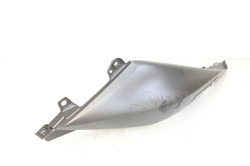 photo de LATERAL TRASEIRO DIREITO YAMAHA XMAX X-MAX 125 (2021 - 2025) - Detalhe da peça