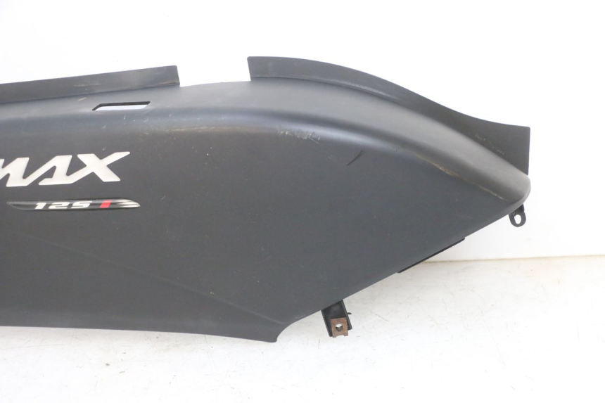 photo de LATERAL TRASEIRO DIREITO YAMAHA XMAX X-MAX 125 (2006 - 2009) - Peça verificada