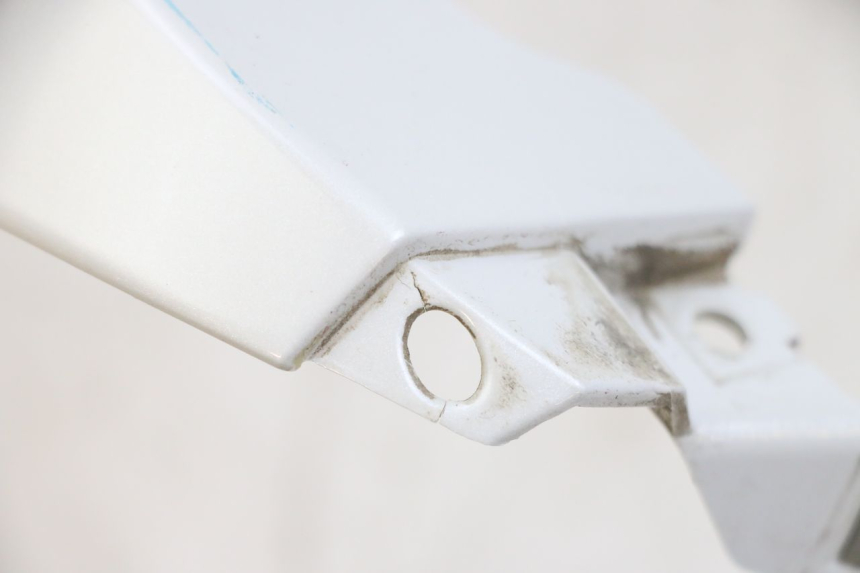 photo de LATERAL TRASEIRO DIREITO YAMAHA X-MAX XMAX 125 (2010 - 2013) - Detalhe da peça