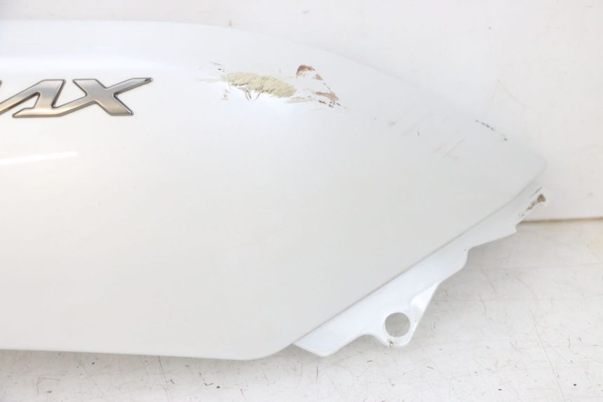 photo de LATERAL TRASEIRO DIREITO YAMAHA X-MAX XMAX 125 (2010 - 2013) - Detalhes característicos