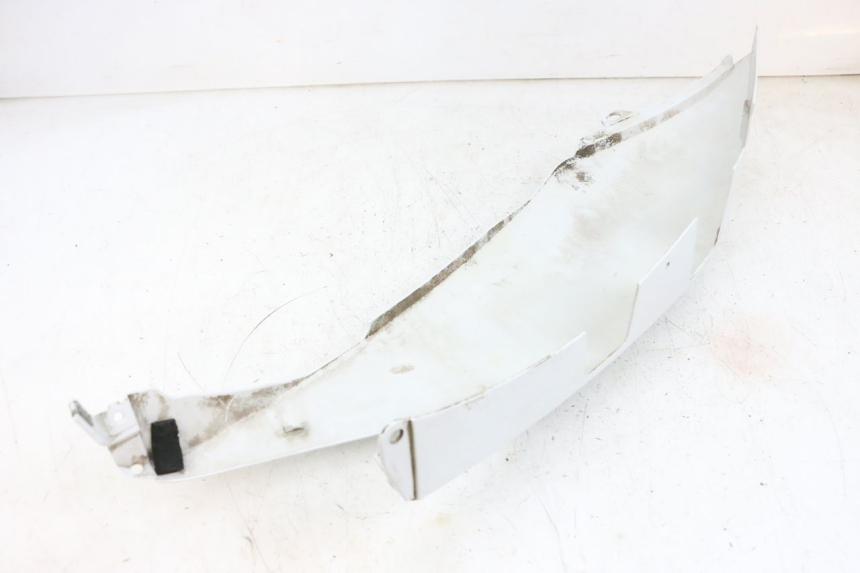 photo de LATERAL TRASEIRO DIREITO YAMAHA X-MAX XMAX 125 (2010 - 2013) - Outro ângulo de visão