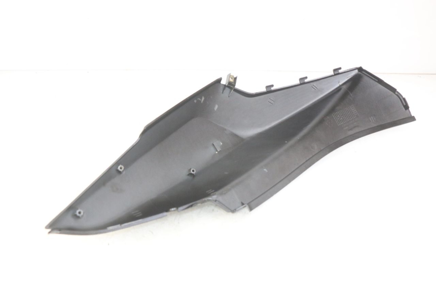 photo de LATERAL TRASEIRO DIREITO SYM X-PRO 4T 50 (2014 - 2021) - Outro ângulo de visão
