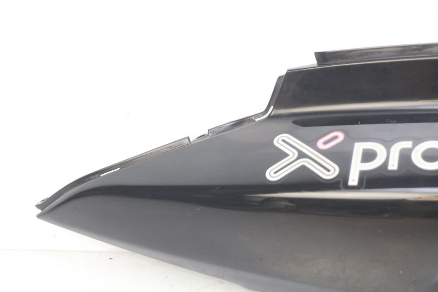 photo de LATERAL TRASEIRO DIREITO SYM X-PRO 4T 50 (2014 - 2021) - Peça verificada