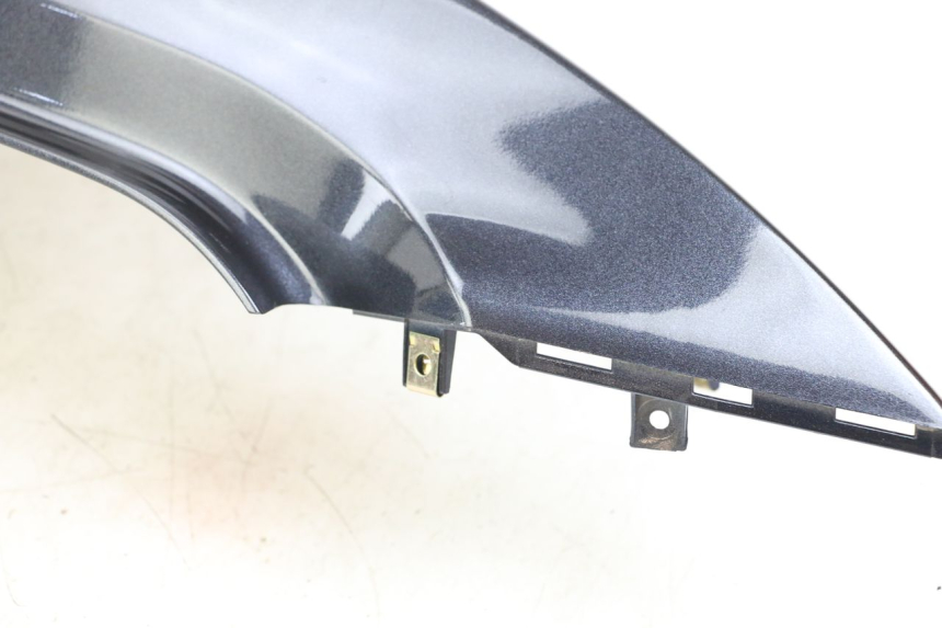 photo de LATERAL TRASEIRO DIREITO KYMCO XCITING 250 (2006 - 2009) - Estado da superfície