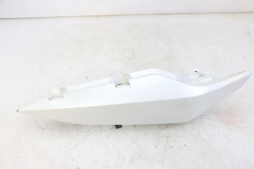 photo de LATERAL TRASEIRO DIREITO YAMAHA XJ6 ABS 600 (2008 - 2016) - Detalhe da peça