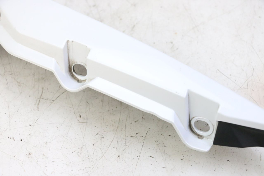photo de LATERAL TRASEIRO DIREITO YAMAHA XJ6 ABS 600 (2008 - 2016) - Peça verificada