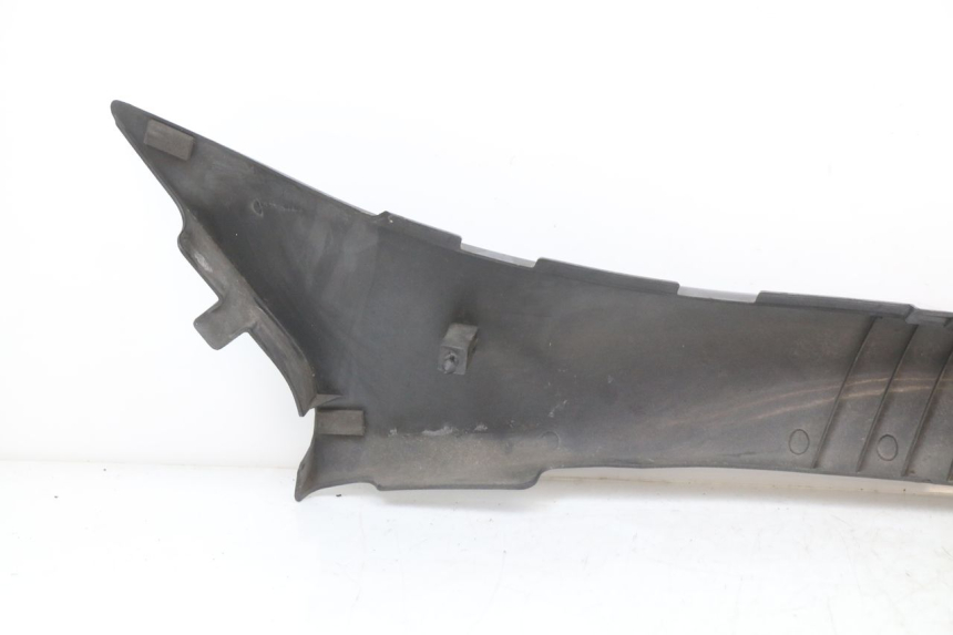 photo de LATERAL TRASEIRO DIREITO YAMAHA XJ600 XJ DIVERSION 600 (1992 - 1997) - Zoom do estado de desgaste