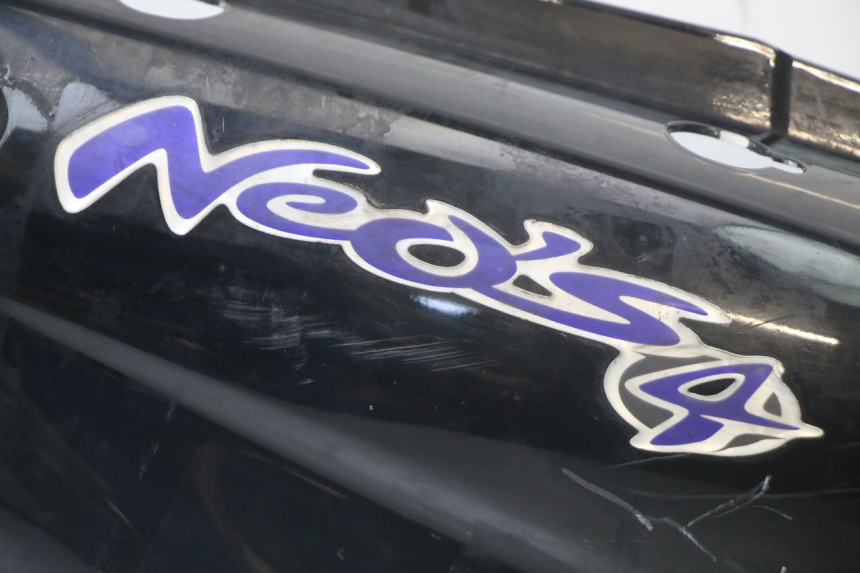 photo de LATERAL TRASEIRO DIREITO YAMAHA NEOS NEO'S 4T 50 (2008 - 2016) - Detalhe da peça