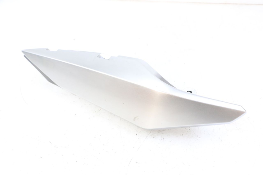 photo de LATERAL TRASEIRO DIREITO YAMAHA XJ6 600 (2008 - 2016) - Vista principal