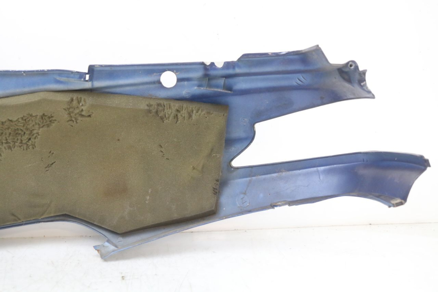 photo de LATERAL TRASEIRO DIREITO YAMAHA YE ZEST 50 (1992 - 1998) - Pontos de fixação