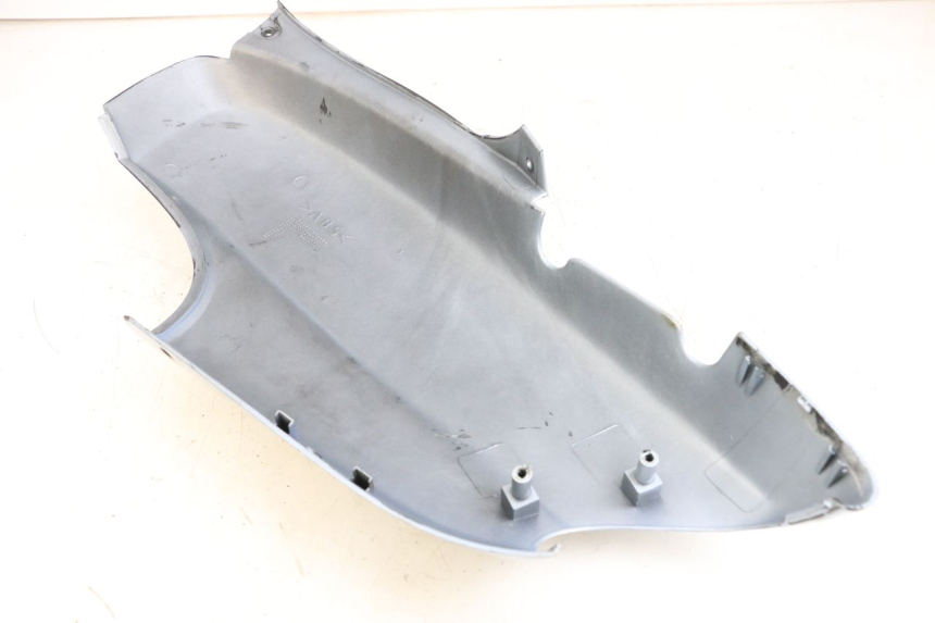 photo de LATERAL TRASEIRO DIREITO YAMAHA YN NEO'S 50 (1997 - 2004) - Detalhe da peça