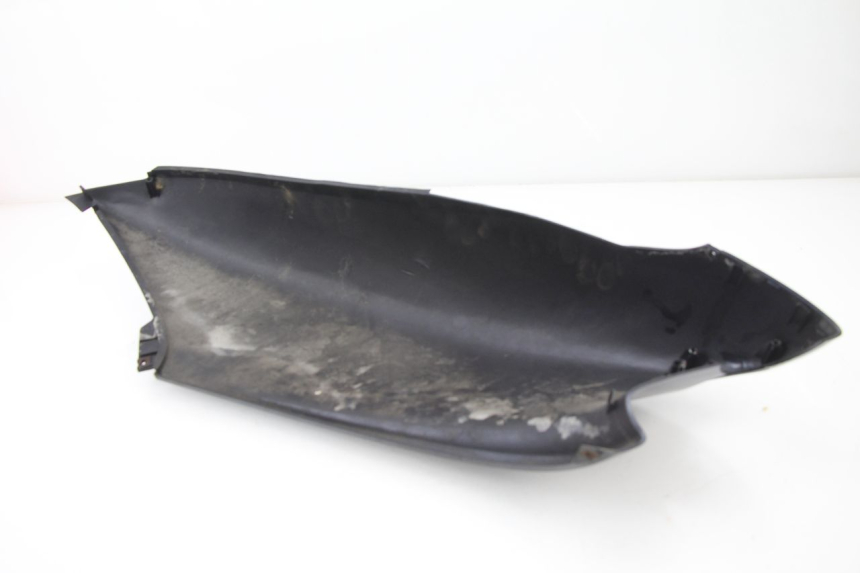 photo de LATERAL TRASEIRO DIREITO YAMAHA YP MAJESTY 125 (1998 - 2001) - Outro ângulo de visão
