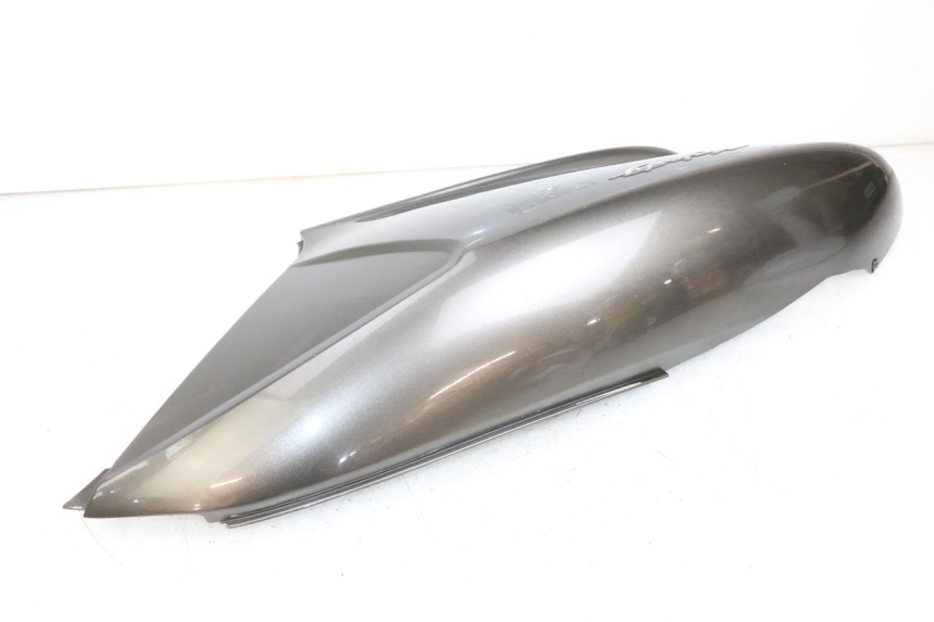 photo de LATERAL TRASEIRO DIREITO YAMAHA YP MAJESTY 125 (2002 - 2006) - Ampliação técnica
