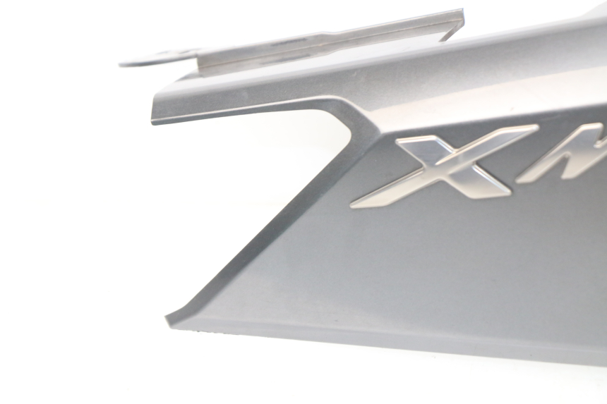 photo de LATERAL TRASEIRO DIREITO YAMAHA YP X-MAX XMAX 400 (2014 - 2017) - Detalhe da peça