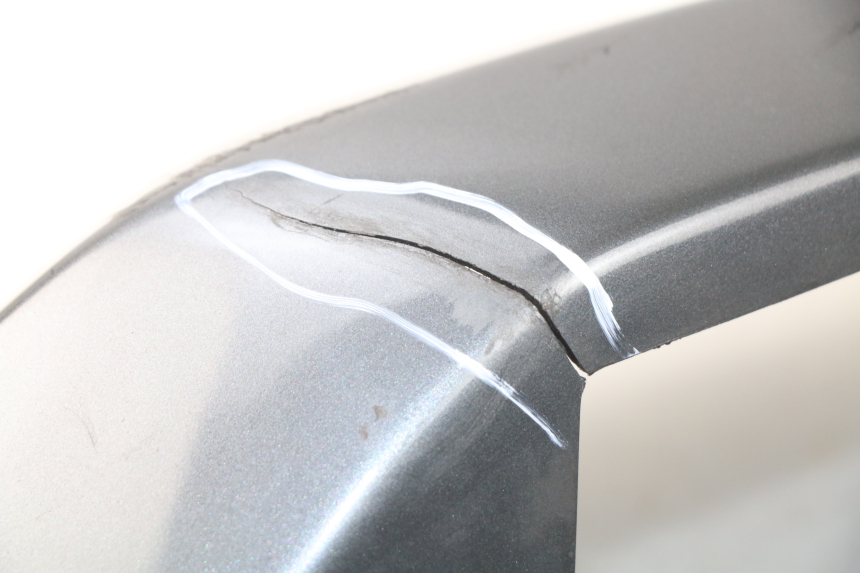 photo de LATERAL TRASEIRO DIREITO YAMAHA YP X-MAX XMAX 400 (2014 - 2017) - Ampliação técnica