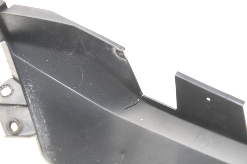 photo de LATERAL TRASEIRO DIREITO YAMAHA YP X-MAX XMAX 400 (2014 - 2017) - Estado da superfície