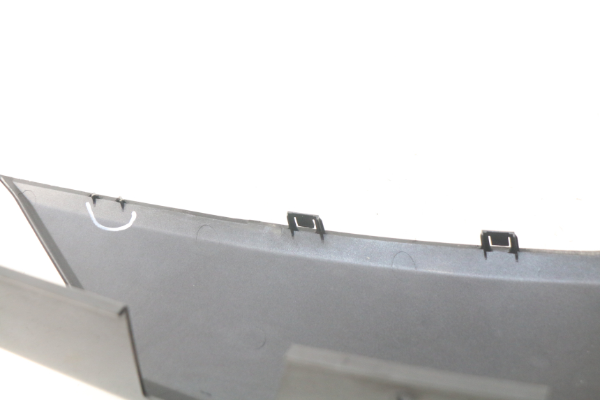 photo de LATERAL TRASEIRO DIREITO YAMAHA YP X-MAX XMAX 400 (2014 - 2017) - Peça verificada