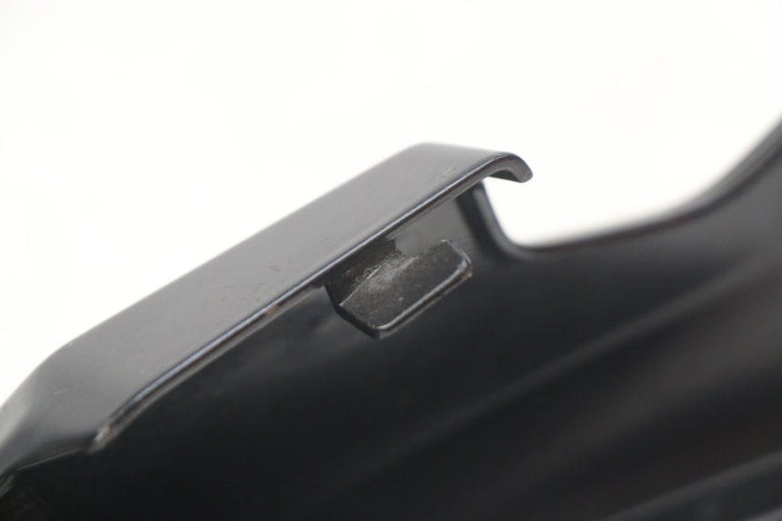 photo de LATERAL TRASEIRO DIREITO KAWASAKI Z 650 (2016 - 2019) - Detalhe da peça