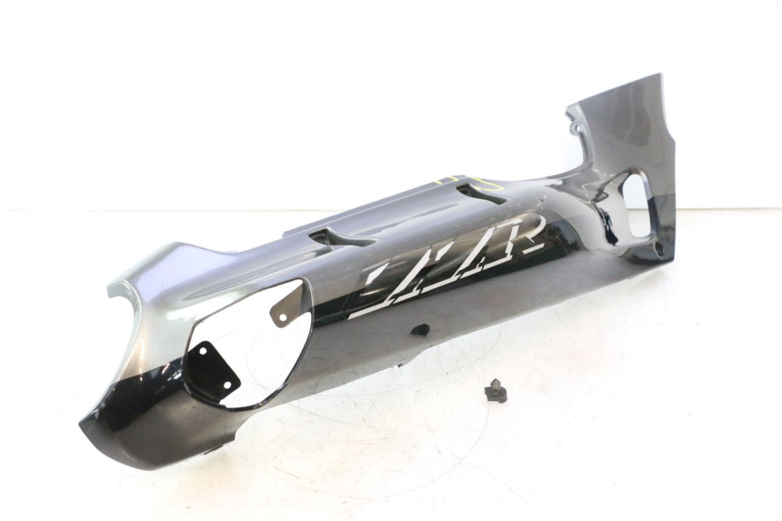 photo de LADO TRASEIRO DIREITO KAWASAKI ZZR 600 (1995 - 2004) - Vista geral