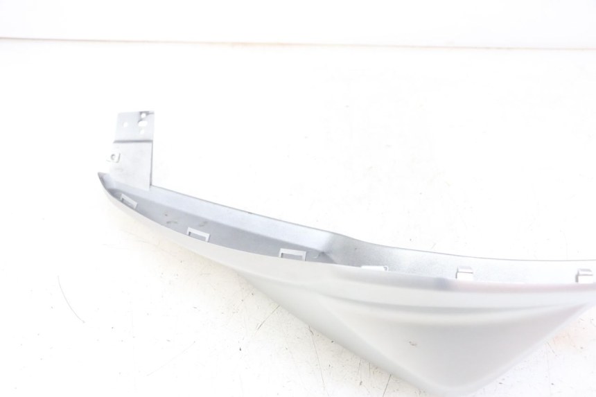 photo de LATERAL TRASEIRO ESQUERDO YAMAHA AEROX 2T 50 (2013 - 2017) - Detalhe da peça