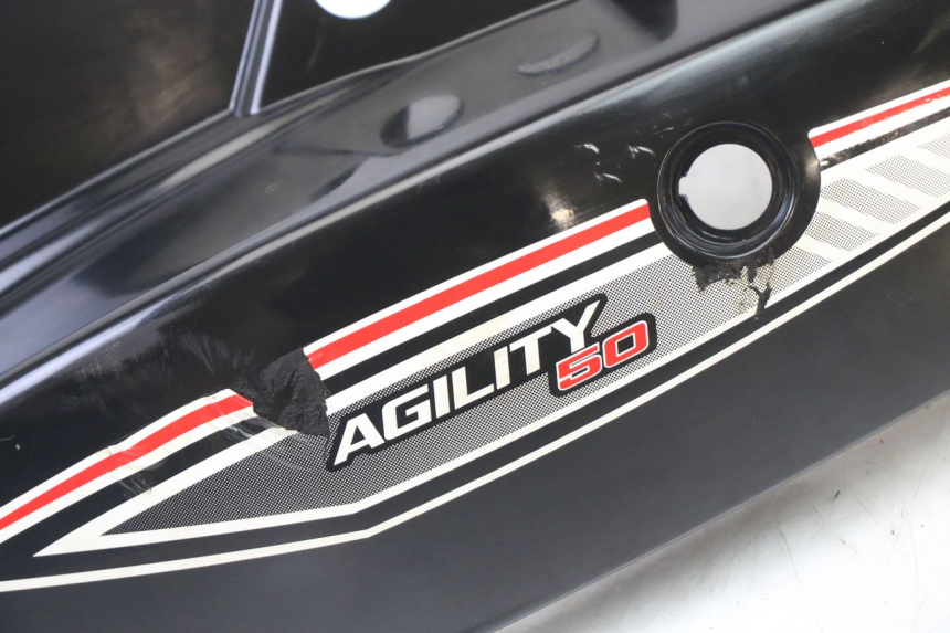 photo de LATERAL TRASEIRO ESQUERDO KYMCO AGILITY 4T 50 (2005 - 2018) - Outro ângulo de visão