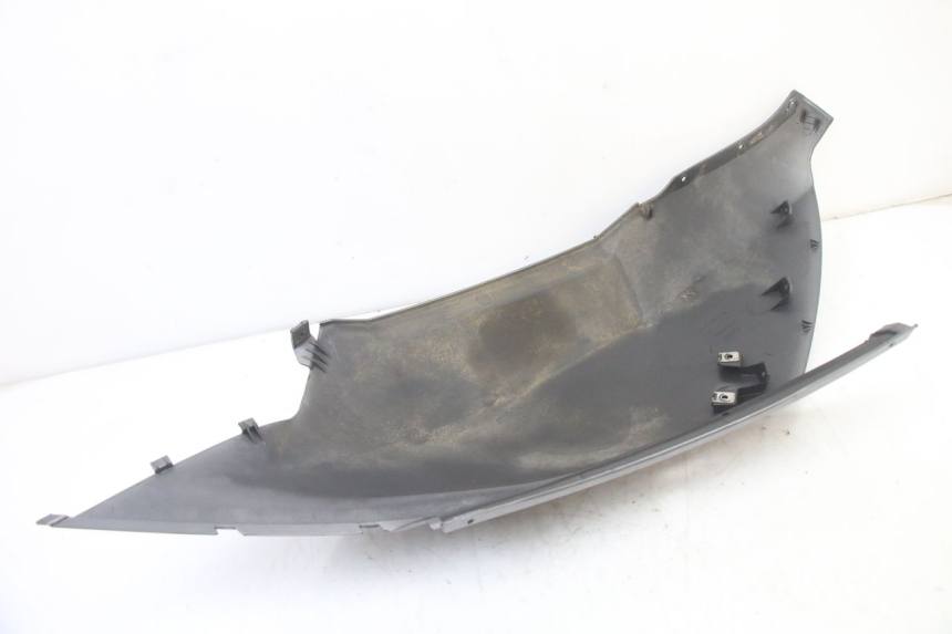 photo de LATERAL TRASEIRO ESQUERDO APRILIA ATLANTIC 125 (2003 - 2009) - Pontos de fixação