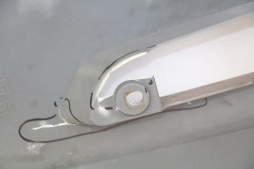 photo de LATERAL TRASEIRO ESQUERDO ECCITY ARTELEC 670 1 (2013 - 2017) - Zoom do estado de desgaste
