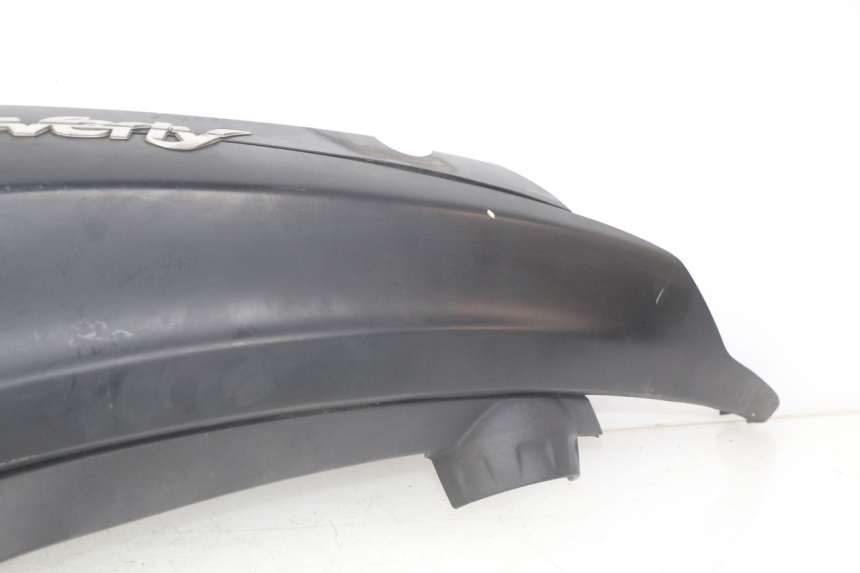 photo de LATERAL TRASEIRO ESQUERDO PIAGGIO BEVERLY 125 (2010 - 2015) - Detalhes característicos
