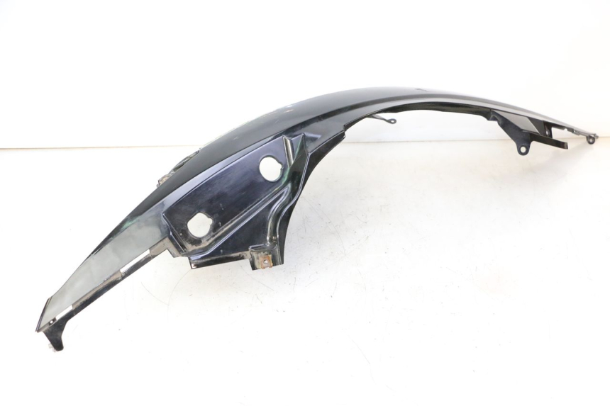 photo de LATERAL TRASEIRO ESQUERDO SUZUKI BURGMAN 125 (2007 - 2014) - Detalhes característicos