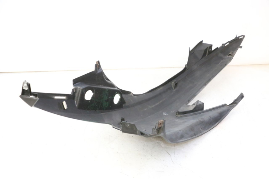 photo de LATERAL TRASEIRO ESQUERDO SUZUKI BURGMAN 125 (2007 - 2014) - Pontos de fixação