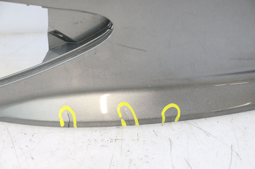 photo de LATERAL TRASEIRO ESQUERDO SUZUKI BURGMAN 125 (2007 - 2014) - Estrutura - ampliação