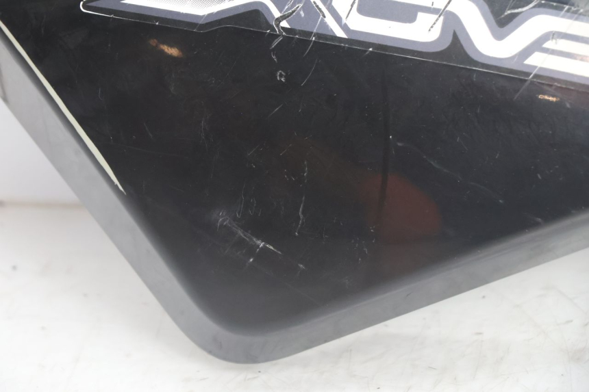 photo de LATERAL TRASEIRO ESQUERDO YAMAHA BW'S BWS 125 (2010 - 2013) - Outro ângulo de visão