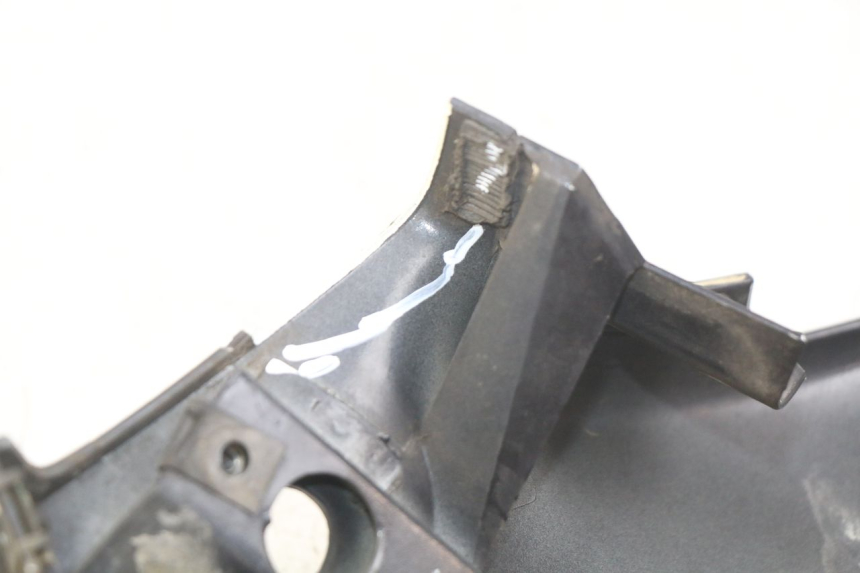 photo de LATERAL TRASEIRO ESQUERDO BMW C1 125 (2000 - 2003) - Outro ângulo de visão