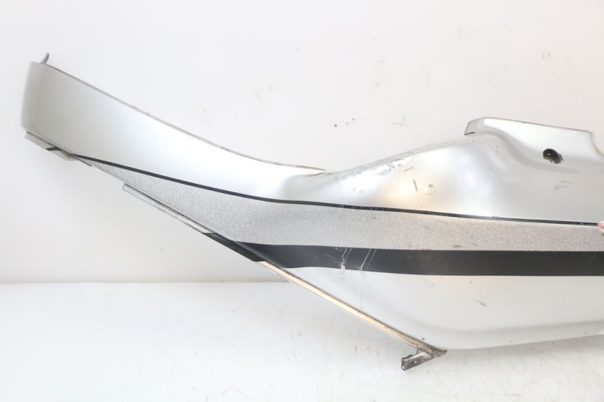 photo de LATERAL TRASEIRO ESQUERDO BMW C1 125 (2000 - 2003) - Detalhe da peça