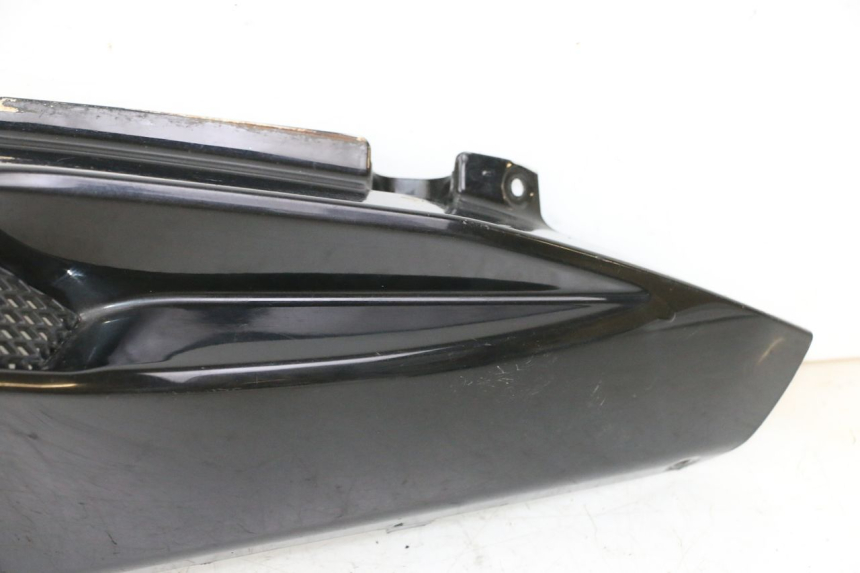 photo de LATERAL TRASEIRO ESQUERDO ORCAL CAVARO 4T 50 (2019 - 2023) - Detalhes característicos