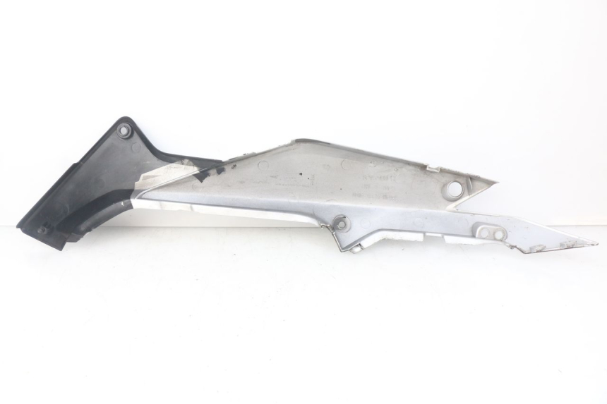 photo de LATERAL TRASEIRO ESQUERDO HONDA CBR R 125 (2003 - 2006) - Zoom do estado de desgaste