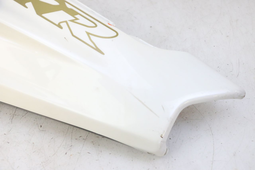 photo de LATERAL TRASEIRO ESQUERDO HONDA CBR RR FIREBLADE 900 (1992 - 1994) - Detalhes característicos