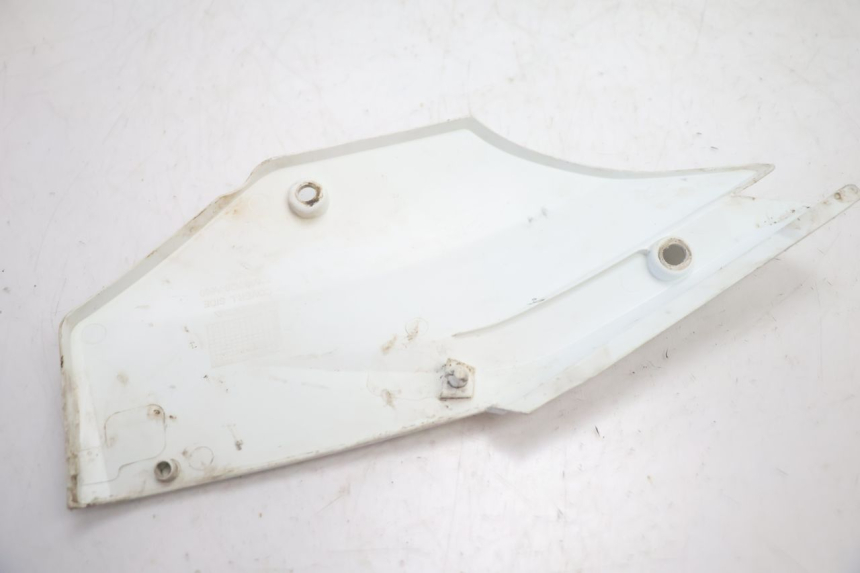 photo de PAINEL LATERAL TRASEIRO ESQUERDO HONDA CRF CR-F 125 (2020 - 2021) - Pontos de fixação