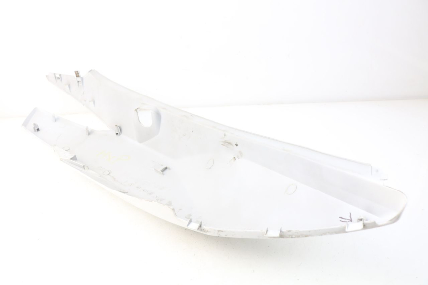 photo de LATERAL TRASEIRO ESQUERDO KYMCO DINK STREET 125 (2009 - 2014) - Ampliação técnica